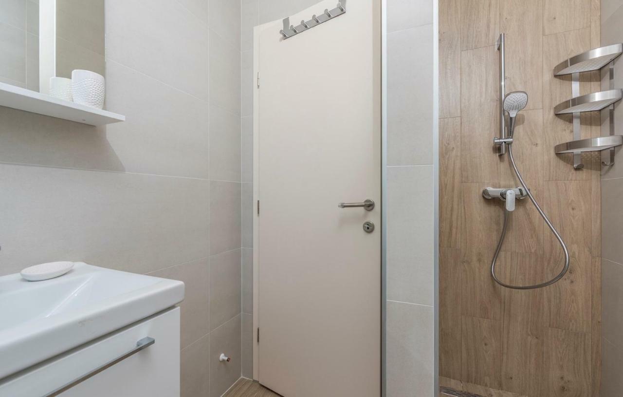 Apartments Hana In Фунтана Экстерьер фото