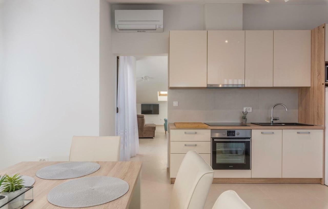 Apartments Hana In Фунтана Экстерьер фото