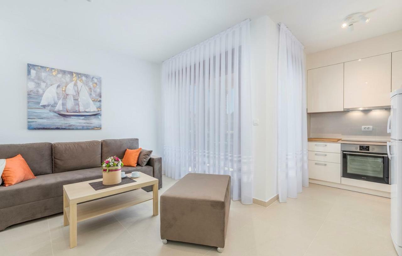 Apartments Hana In Фунтана Экстерьер фото