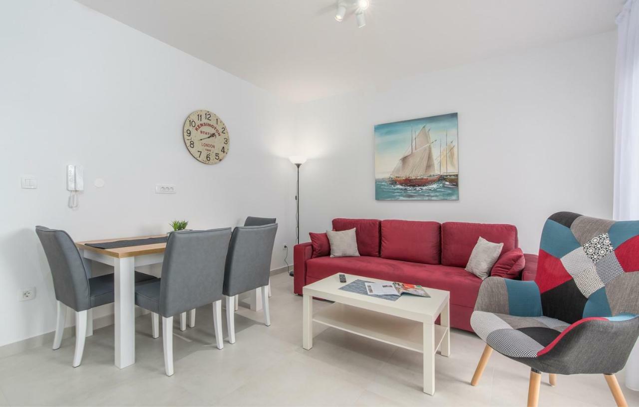 Apartments Hana In Фунтана Экстерьер фото